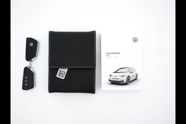 Volkswagen ID.3 Business 58 kWh [ 3-Fase-11kW ] {SOH-87%} (INCL.BTW)  *FULL-LED | AMBIENTLIGHT | KEYLESS | CAMERA | HEATED-COMFORTSEATS | DAB+ | DIGI-COCKPIT | ECC | PDC | 18''ALU*