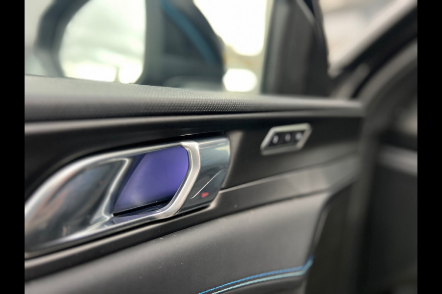 Lynk & Co 01 1.5 | BLACK EDITION | 360 CAMERA | PANO | GARATIE | NAVI | INRUIL MOGELIJK