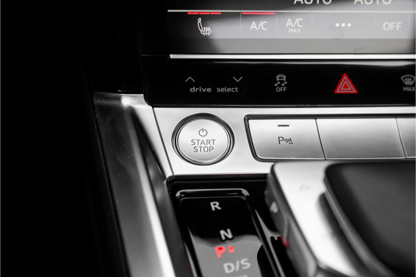 Audi e-tron e-tron 50 Quattro Launch Ed Advanced 71 kWh Pano Leder ACC 20"