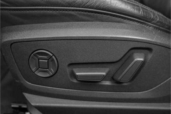 Audi e-tron e-tron 50 Quattro Launch Ed Advanced 71 kWh Pano Leder ACC 20"