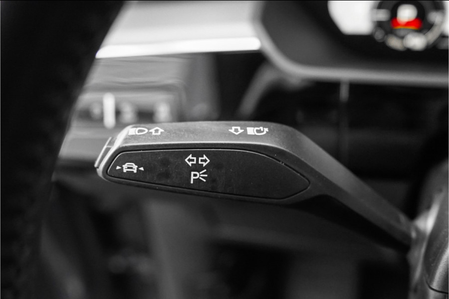 Audi e-tron e-tron 50 Quattro Launch Ed Advanced 71 kWh Pano Leder ACC 20"