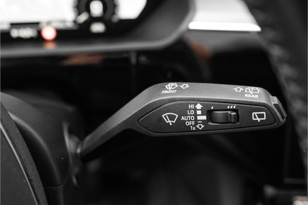 Audi e-tron e-tron 50 Quattro Launch Ed Advanced 71 kWh Pano Leder ACC 20"
