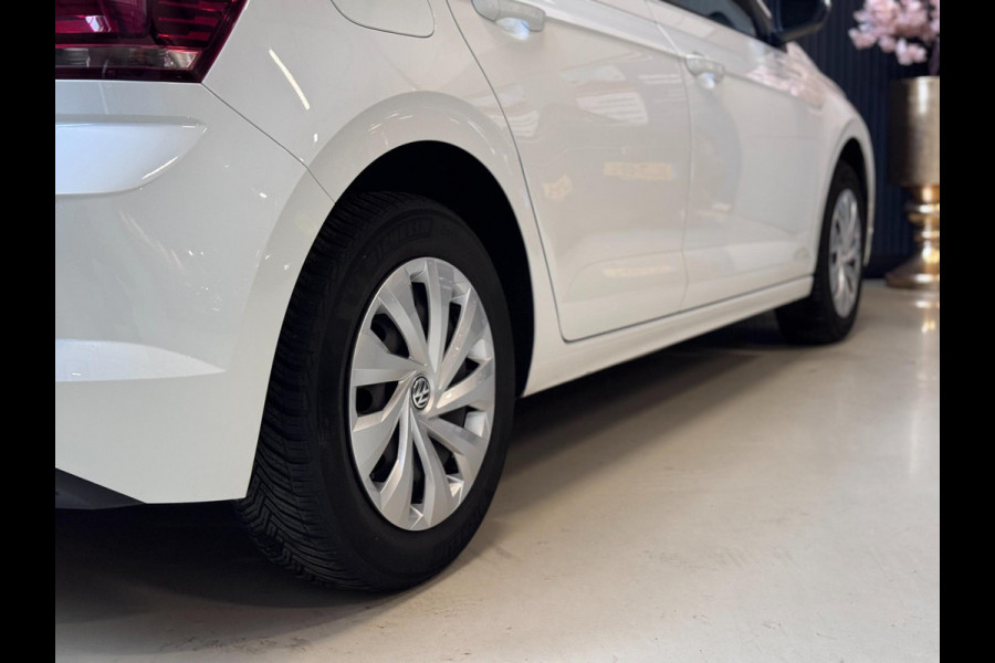 Volkswagen Polo 1.0 TSI Comfortline | CAMERA | CLIMA | STOELVERW. | CARPLAY