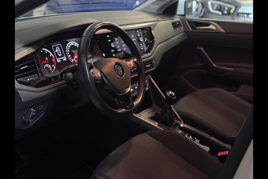 Volkswagen Polo 1.0 TSI Comfortline | CAMERA | CLIMA | STOELVERW. | CARPLAY