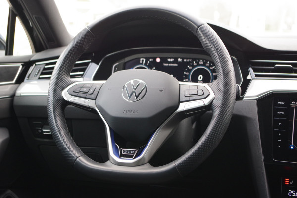 Volkswagen Passat Variant 1.4 TSI 218 PK GTE Business PHEV, Trekhaak, Winterpakket, Carplay