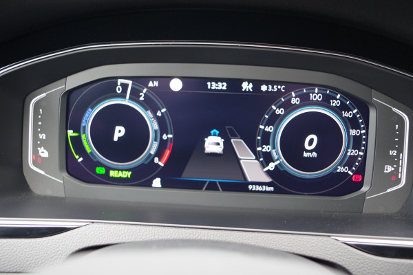 Volkswagen Passat Variant 1.4 TSI 218 PK GTE Business PHEV, Trekhaak, Winterpakket, Carplay