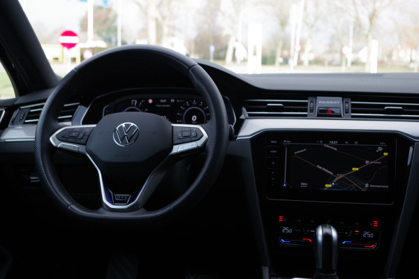 Volkswagen Passat Variant 1.4 TSI 218 PK GTE Business PHEV, Trekhaak, Winterpakket, Carplay