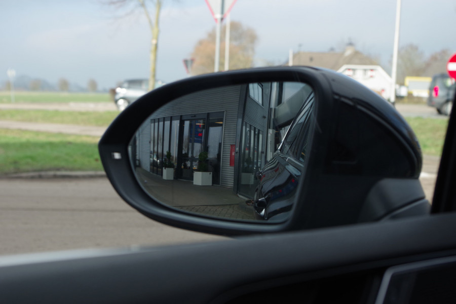 Volkswagen Passat Variant 1.4 TSI 218 PK GTE Business PHEV, Trekhaak, Winterpakket, Carplay