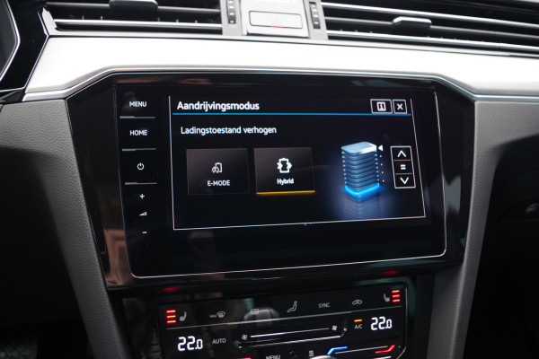 Volkswagen Passat Variant 1.4 TSI 218 PK GTE Business PHEV, Trekhaak, Winterpakket, Carplay