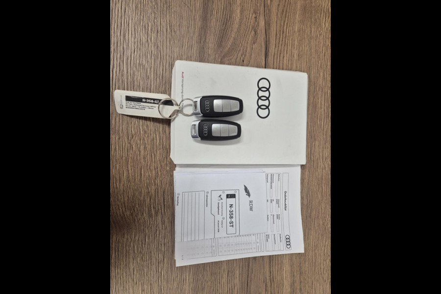 Audi A3 Sportback 40 TFSI e Business edition LED, Virtual, NAP