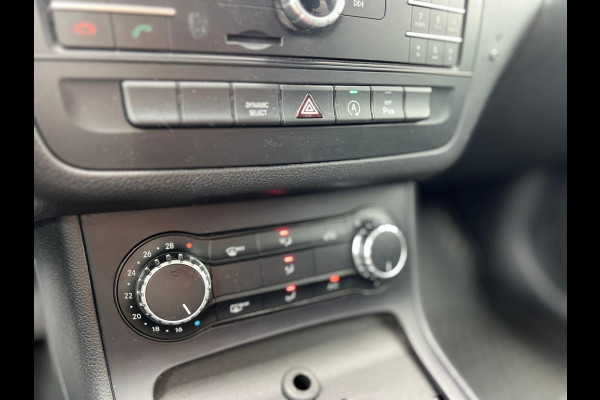 Mercedes-Benz B-Klasse 220 d Ambition // AUTOMAAT / AIRCO / EURO 6 / BLUETOOTH / NAP /
