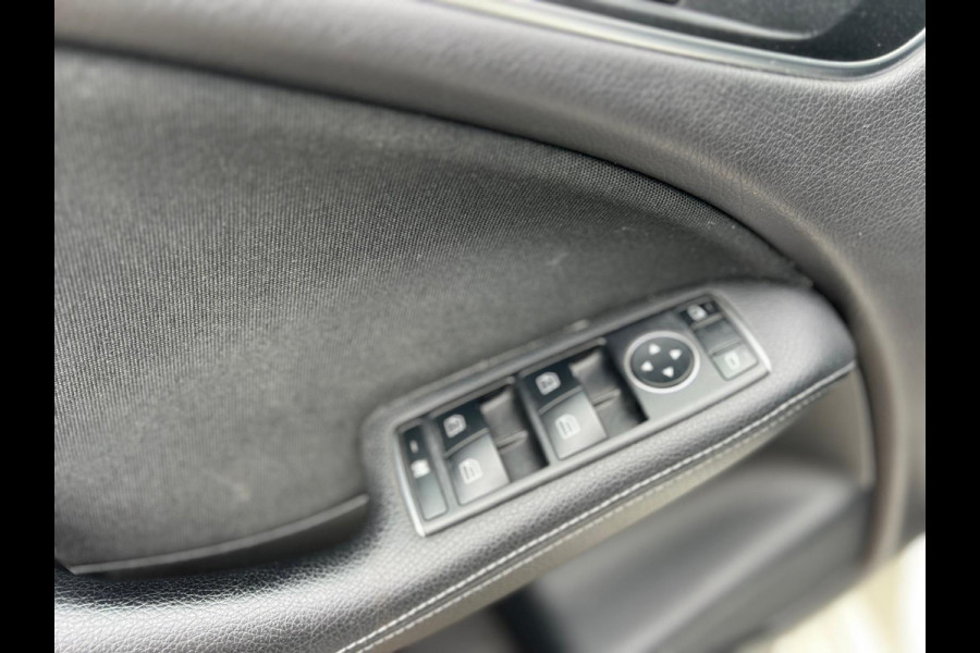 Mercedes-Benz B-Klasse 220 d Ambition // AUTOMAAT / AIRCO / EURO 6 / BLUETOOTH / NAP /