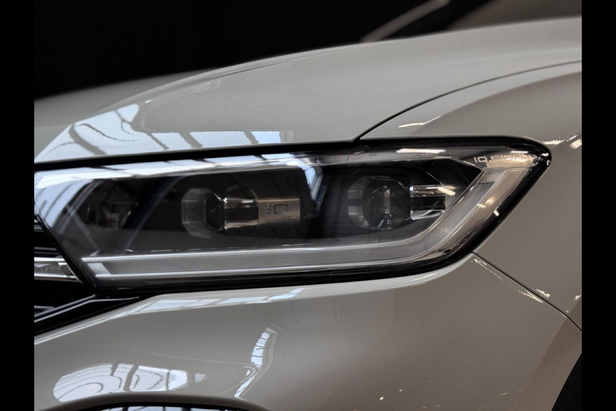 Volkswagen T-Roc 1.5 TSI R-Line PANO | IQ LED | KEYLESS | VIRTUAL | CAMERA | VOL!