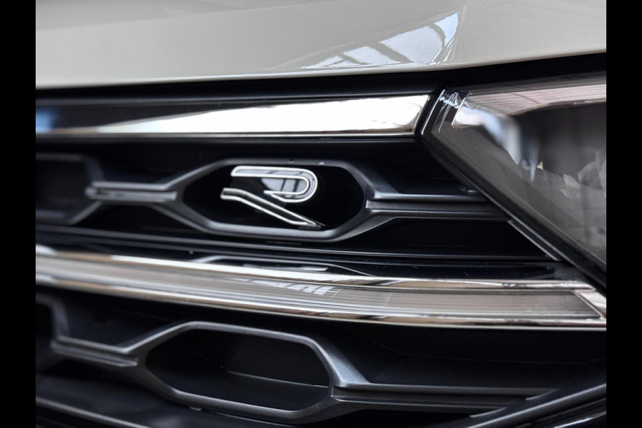 Volkswagen T-Roc 1.5 TSI R-Line PANO | IQ LED | KEYLESS | VIRTUAL | CAMERA | VOL!