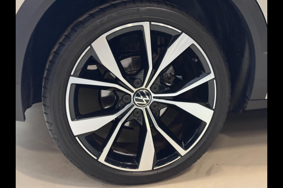 Volkswagen T-Roc 1.5 TSI R-Line PANO | IQ LED | KEYLESS | VIRTUAL | CAMERA | VOL!