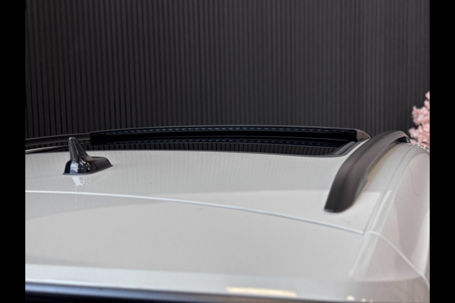 Volkswagen T-Roc 1.5 TSI R-Line PANO | IQ LED | KEYLESS | VIRTUAL | CAMERA | VOL!