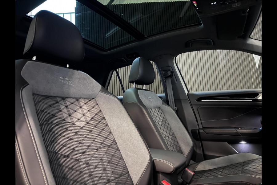 Volkswagen T-Roc 1.5 TSI R-Line PANO | IQ LED | KEYLESS | VIRTUAL | CAMERA | VOL!