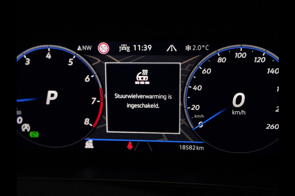 Volkswagen T-Roc 1.5 TSI R-Line PANO | IQ LED | KEYLESS | VIRTUAL | CAMERA | VOL!