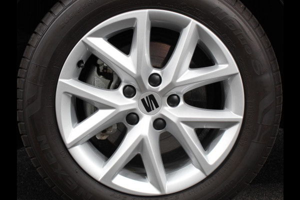 Seat Leon 1.0 eTSI 110pk Automaat Style Navigatie Apple Carplay/ Android Auto Camera Parkeersensoren Stoel- en stuurverwarming Cruise Control Virtual Cockpit Climate Control