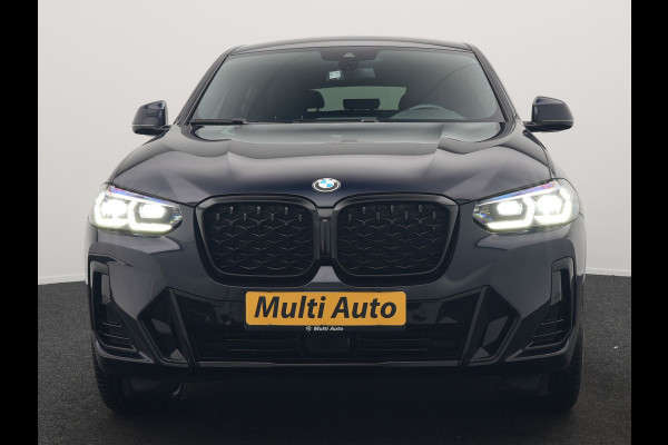 BMW X4 xDrive20i M Sport 184pk Dealer O.H. Carbon Schwarz Metallic | Adaptive Cruise | Camera | Sfeerverlichting | Lederen Sportstoelen Verwarmd | Apple Carplay | Virtual Cockpit | Navigatie | DAB | 19"L.M |