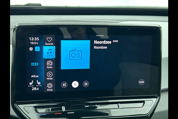 Volkswagen ID.3 Pro Edition 58 kWh Airco ECC Navi Carplay PDC VA + Camera Adaptive Cruise Control Full LED Stoel/Stuurverwarming Alcantara bekleding