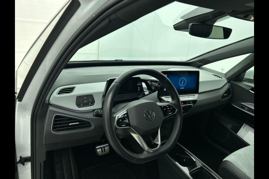 Volkswagen ID.3 Pro Edition 58 kWh Airco ECC Navi Carplay PDC VA + Camera Adaptive Cruise Control Full LED Stoel/Stuurverwarming Alcantara bekleding