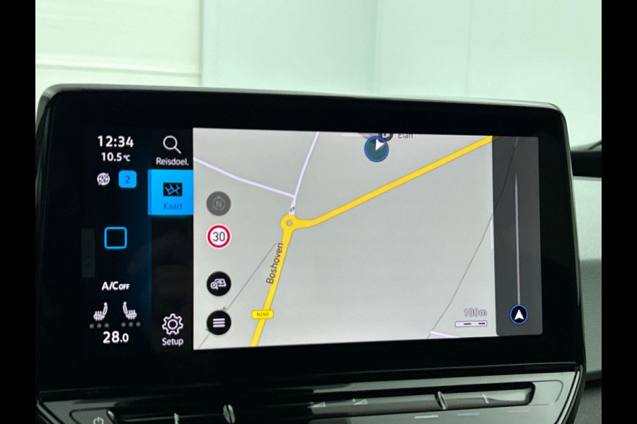 Volkswagen ID.3 Pro Edition 58 kWh Airco ECC Navi Carplay PDC VA + Camera Adaptive Cruise Control Full LED Stoel/Stuurverwarming Alcantara bekleding