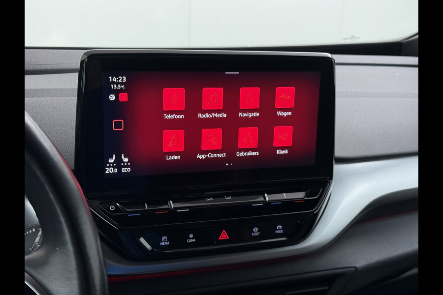 Volkswagen ID.4 First 82kWh SOH 93% Warmtepomp Trekhaak Adap.Cruise Navi Ecc Camera Apple Carplay Android Auto Pdc Lmv  20" Privacy Glas Led Rijstrooksensor Stuur+Stoelverwarming Origineel Nederlandse Auto