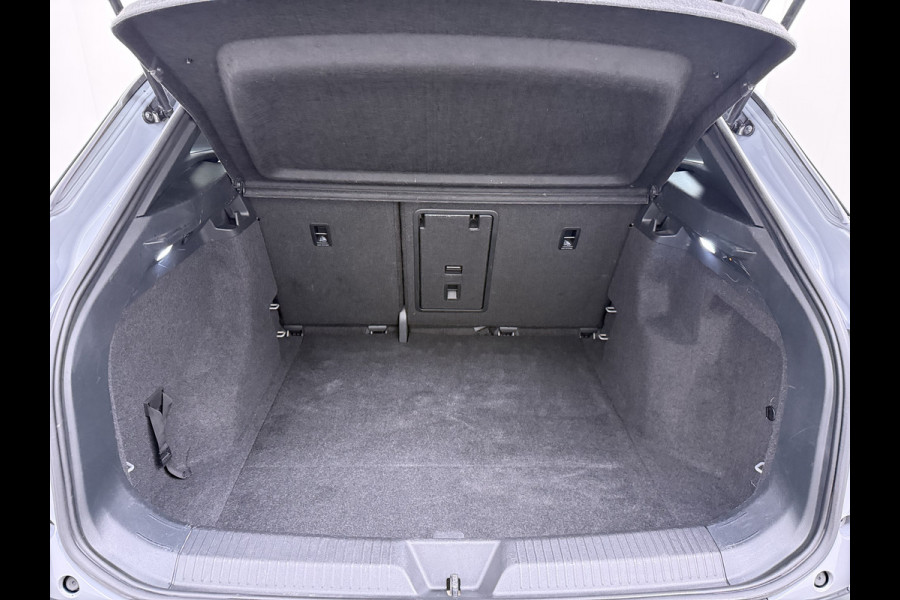 Volkswagen ID.4 Pro 82kWh SOH 91% ErgoActive Comfort Stoelen+Memory Adap.Cruise Navi Ecc Apple Carplay Android Auto Pdc Stuur+Stoelverwarming Lmv 19" Bluetooth Rijstrooksensor Style-pakket Elek.Stoelen 1e Eigenaar Origineel Nederlandse Auto