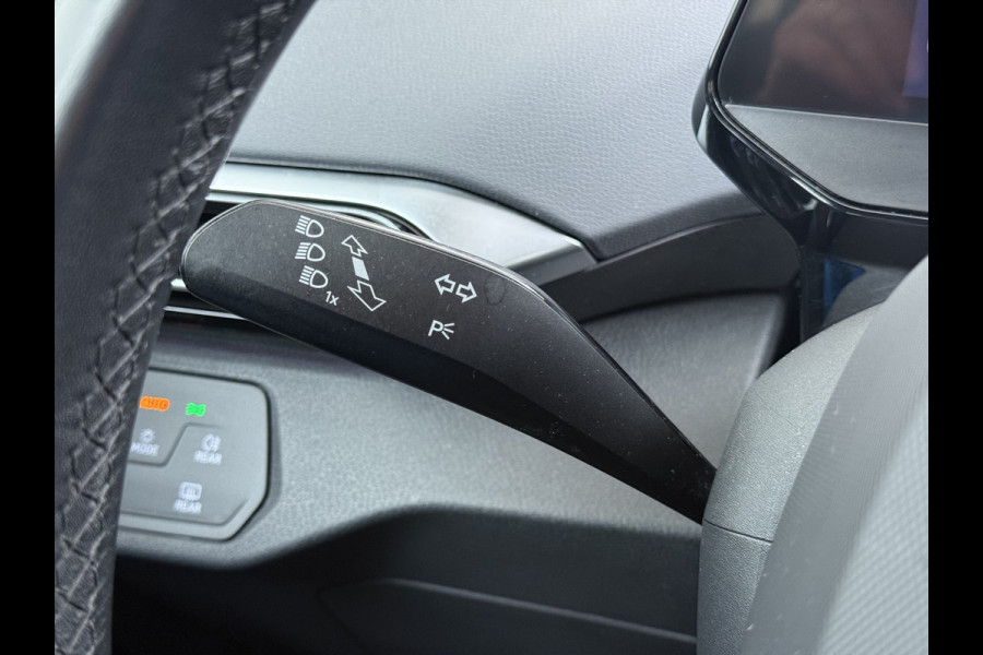 Volkswagen ID.4 Pro 82kWh SOH 91% ErgoActive Comfort Stoelen+Memory Adap.Cruise Navi Ecc Apple Carplay Android Auto Pdc Stuur+Stoelverwarming Lmv 19" Bluetooth Rijstrooksensor Style-pakket Elek.Stoelen 1e Eigenaar Origineel Nederlandse Auto