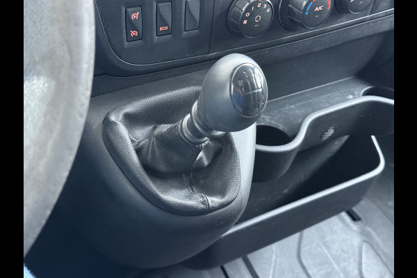 Renault Master T35 2.3DCI L2H2 3-Persoons 2X Schuifdeur Airco Camera Cruise Control Pdc Betonplex Vloer Wandbetimmering Schuifdeuren Achterdeuren Sidebars Euro 6 Origineel Nederlandse Auto
