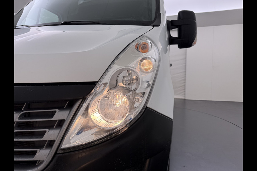 Renault Master T35 2.3DCI L2H2 3-Persoons 2X Schuifdeur Airco Camera Cruise Control Pdc Betonplex Vloer Wandbetimmering Schuifdeuren Achterdeuren Sidebars Euro 6 Origineel Nederlandse Auto