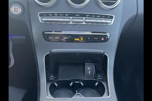 Mercedes-Benz C-Klasse 200 Business Solution AMG PANODAK | STOELVERWARMING | CAMERA | APPLE CARPLAY | MERCEDES-DEALER ONDERHOUDEN | ORIGINEEL NL | 2e EIGENAAR | 12 MND BOVAG GARANTIE