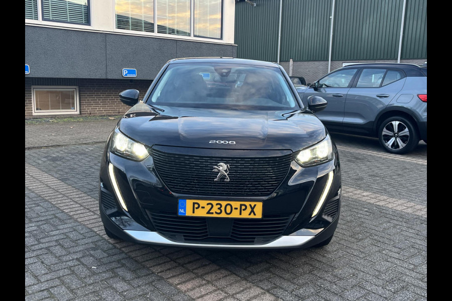 Peugeot e-2008 EV Active Pack 50 kWh SOH 91% | 3-FASE OPLADER | CAMERA | COMPLEET ONDERHOUDEN | RIJKLAAR | INCLUSIEF 12 MND BOVAG GARANTIE