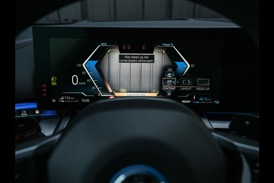 BMW 5 Serie 550e xDrive M Sport pro · Driving Assistant Professional · Stoel verwarming en ventilatie · Adaptive Suspension · Iconic Glow ·