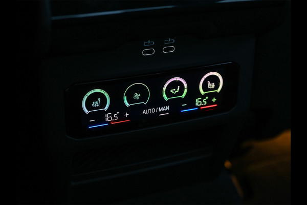 BMW 5 Serie 550e xDrive M Sport pro · Driving Assistant Professional · Stoel verwarming en ventilatie · Adaptive Suspension · Iconic Glow ·