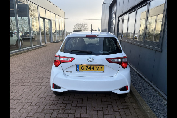 Toyota Yaris 1.0 VVT-i Connect 5-drs. CAMERA/CARPLAY/CLIMA/15INCH