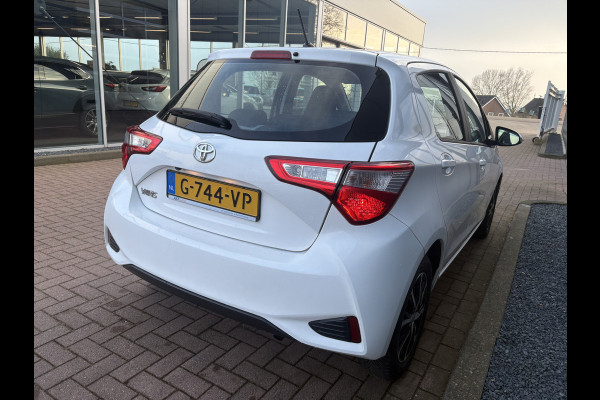 Toyota Yaris 1.0 VVT-i Connect 5-drs. CAMERA/CARPLAY/CLIMA/15INCH