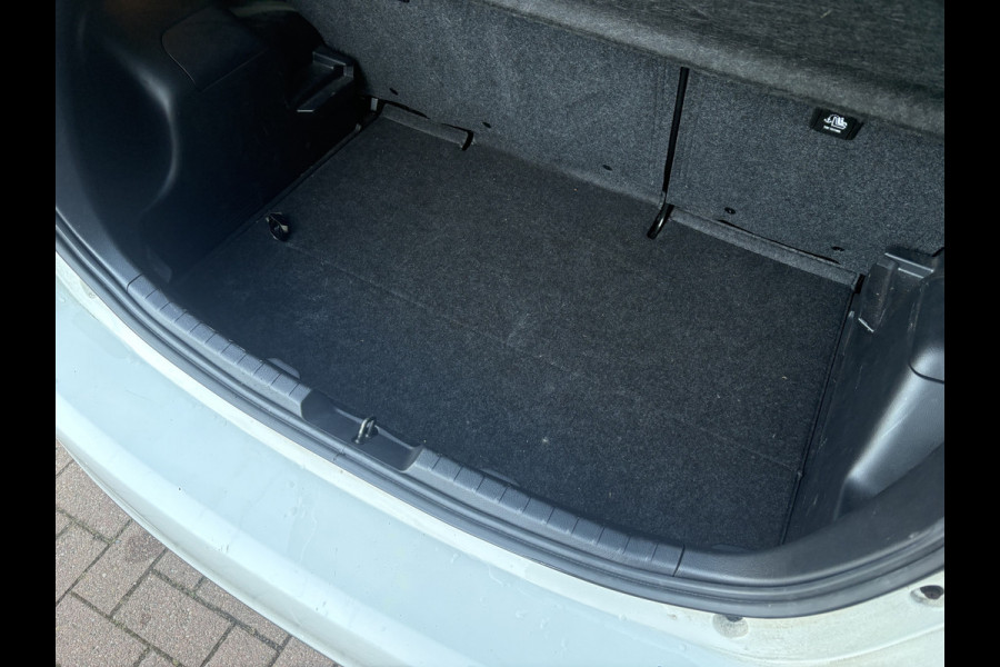 Toyota Yaris 1.0 VVT-i Connect 5-drs. CAMERA/CARPLAY/CLIMA/15INCH