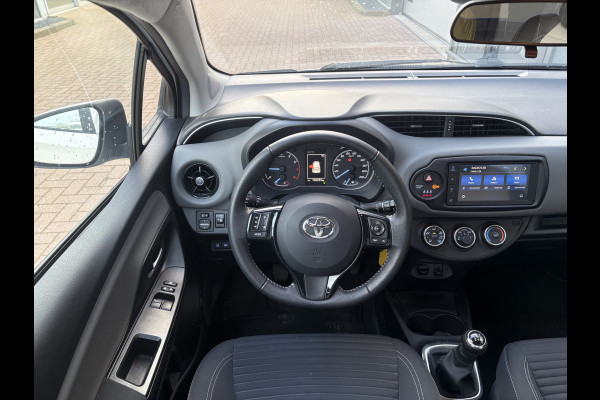 Toyota Yaris 1.0 VVT-i Connect 5-drs. CAMERA/CARPLAY/CLIMA/15INCH