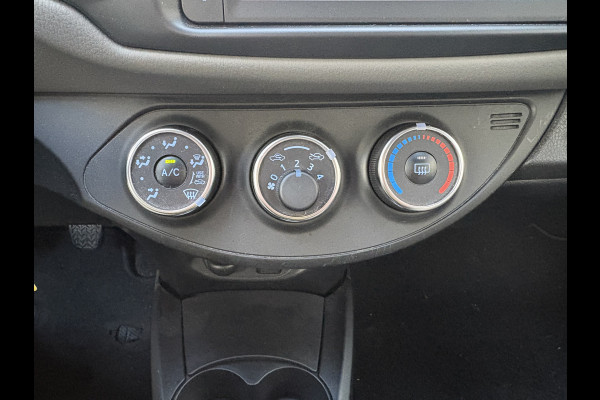 Toyota Yaris 1.0 VVT-i Connect 5-drs. CAMERA/CARPLAY/CLIMA/15INCH