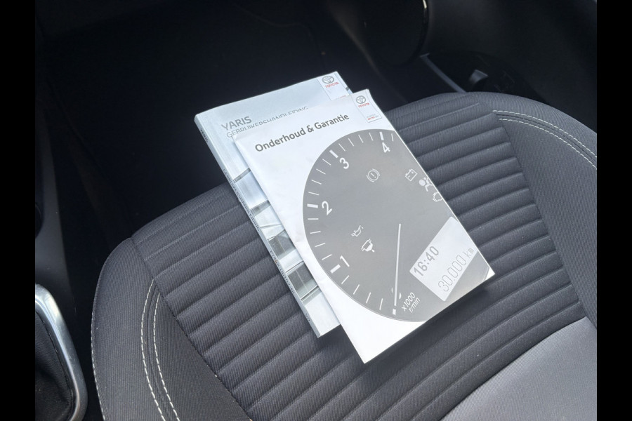 Toyota Yaris 1.0 VVT-i Connect 5-drs. CAMERA/CARPLAY/CLIMA/15INCH