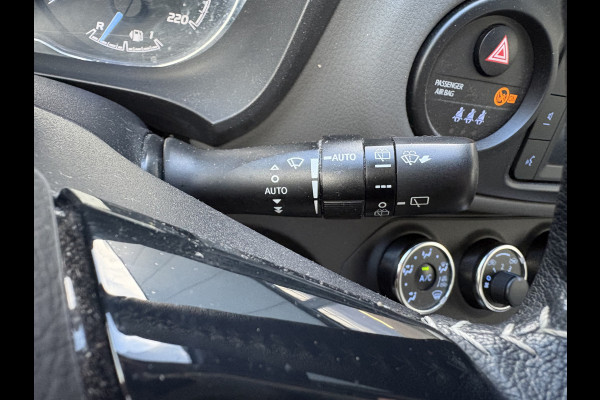 Toyota Yaris 1.0 VVT-i Connect 5-drs. CAMERA/CARPLAY/CLIMA/15INCH