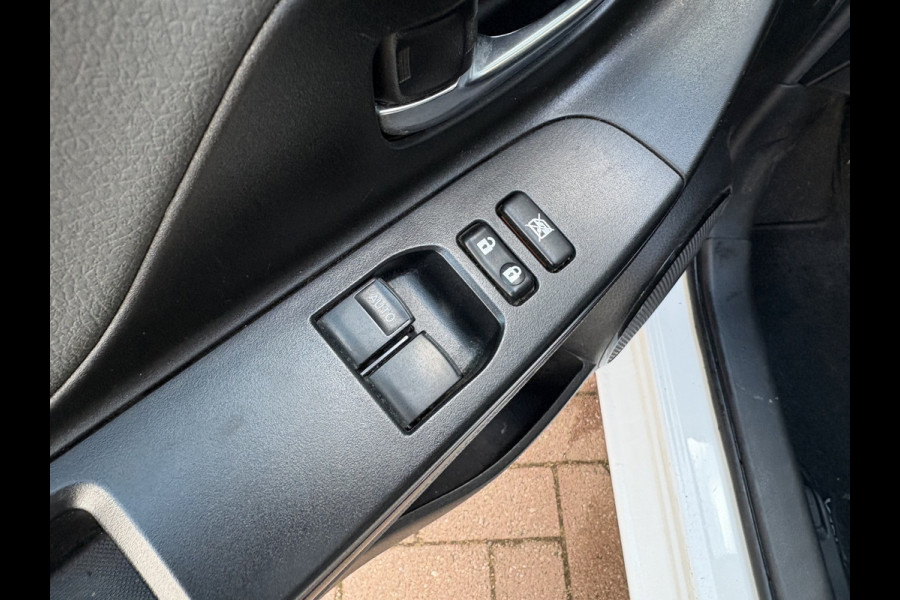 Toyota Yaris 1.0 VVT-i Connect 5-drs. CAMERA/CARPLAY/CLIMA/15INCH