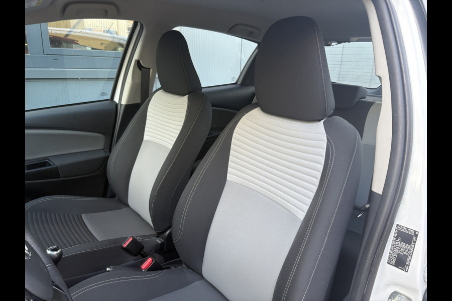 Toyota Yaris 1.0 VVT-i Connect 5-drs. CAMERA/CARPLAY/CLIMA/15INCH