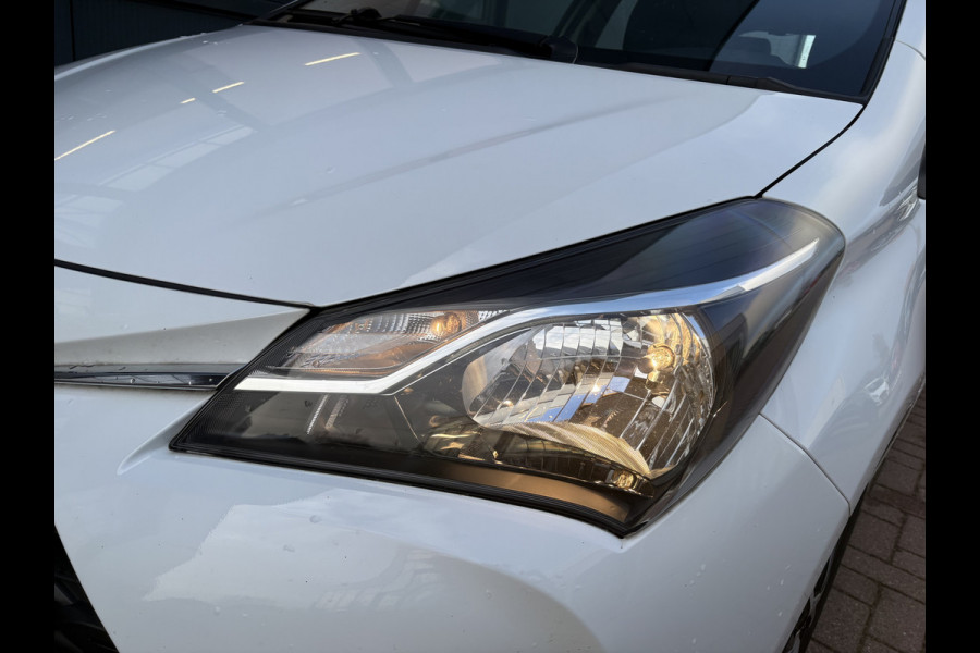 Toyota Yaris 1.0 VVT-i Connect 5-drs. CAMERA/CARPLAY/CLIMA/15INCH