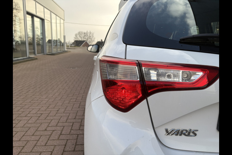 Toyota Yaris 1.0 VVT-i Connect 5-drs. CAMERA/CARPLAY/CLIMA/15INCH