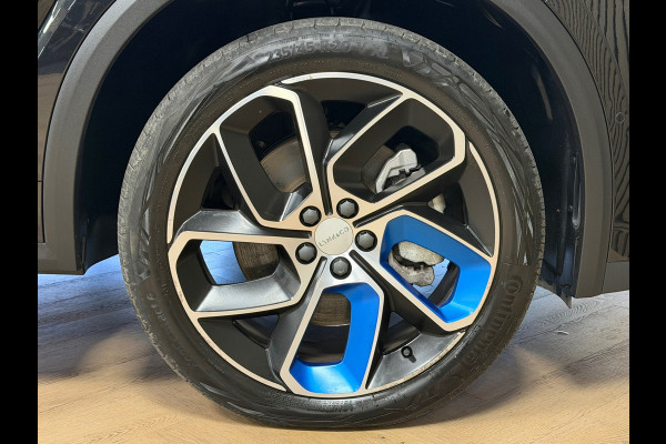 Lynk & Co 01 1.5 AUT. PLUG-IN HYBRIDE PANORAMADAK AIRCO CAMERA CRUISE PDC STOELVERWARMING APPLE CARPLAY