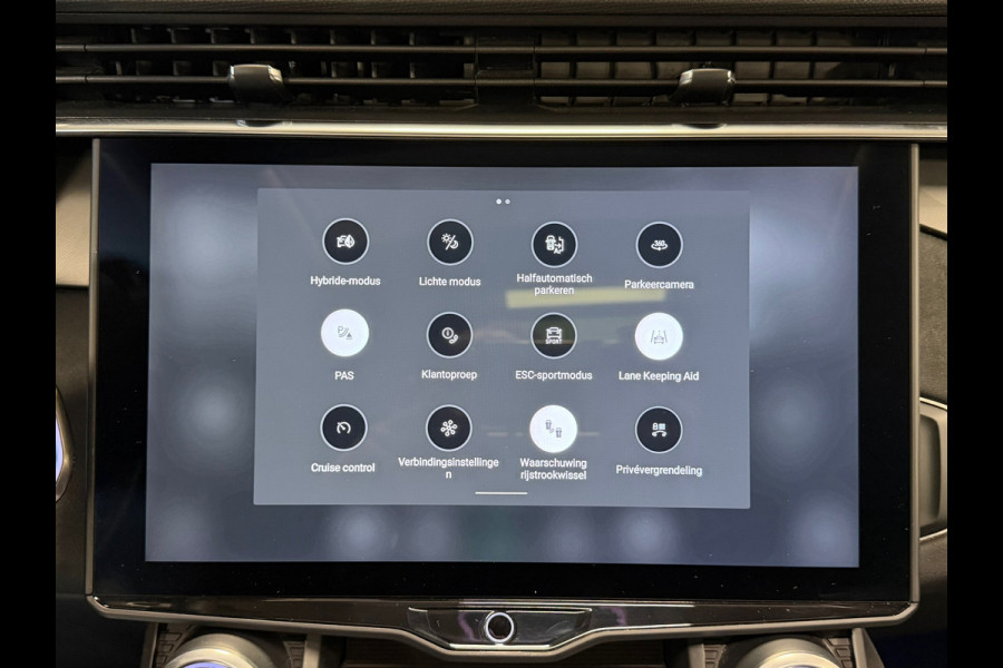Lynk & Co 01 1.5 AUT. PLUG-IN HYBRIDE PANORAMADAK AIRCO CAMERA CRUISE PDC STOELVERWARMING APPLE CARPLAY