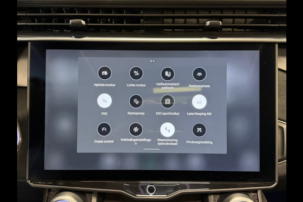 Lynk & Co 01 1.5 AUT. PLUG-IN HYBRIDE PANORAMADAK AIRCO CAMERA CRUISE PDC STOELVERWARMING APPLE CARPLAY